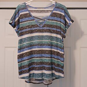 #126 3/$18 - Absolutely Famous Blue/Green Short Sleeve Top Size XL